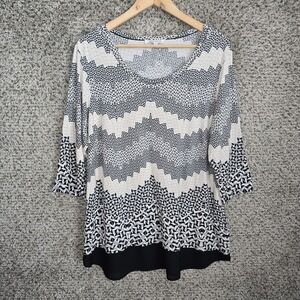 Rose & Olive Top Womens Plus 1X Black Scoop Neck Printed 3/4 Sleeve Tee Stretch